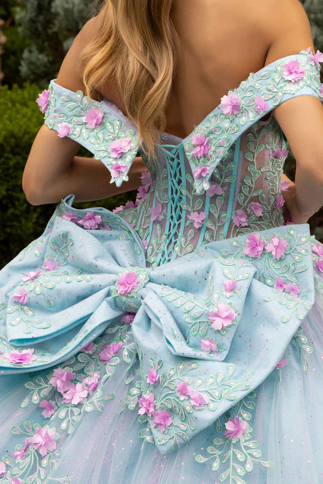 3d flower applique embellished deep v neck roll off shoulder strap corset with detachable back bow GLGL3523